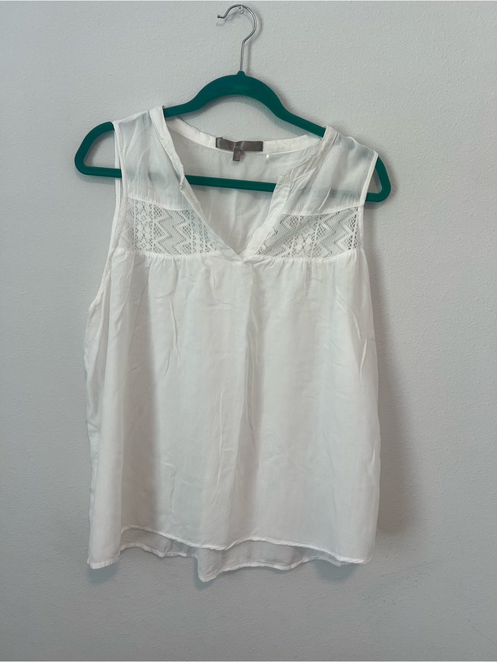 Laurence Collection White Boho Crochet Lace Trim V-Neck Tank Top Size XXL